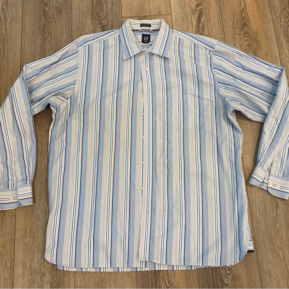 Gap Button Classic Fit Shirt Mens XL 17 - 17 1/2 White Blue Striped Long Sleeve